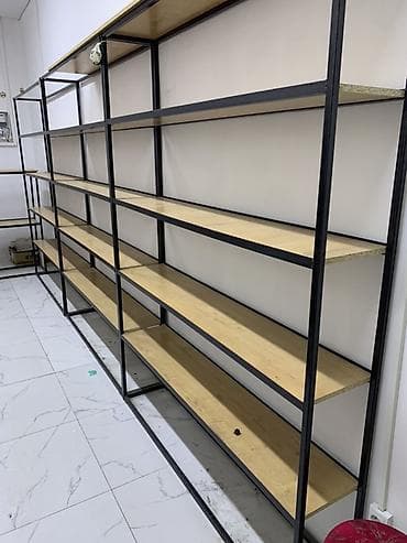 стелажи витрины: Торговое оборудование для магазина Комплект включает: - — 6