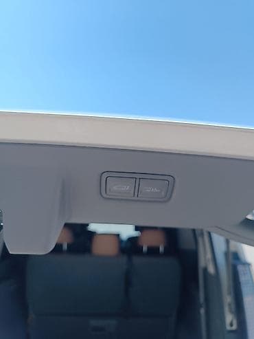 боковой тырмоо: Hyundai Staria: 2022 г., 3.5 л, Автомат, Газ, Минивэн — 8