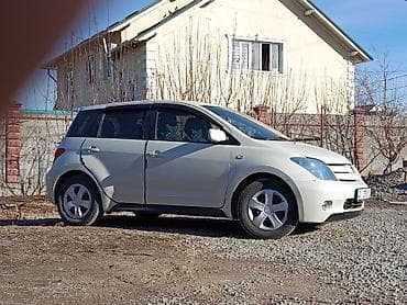 platz vitz: Toyota Ist: 2002 г., 1.5 л, Автомат, Бензин, Хэтчбэк — 4