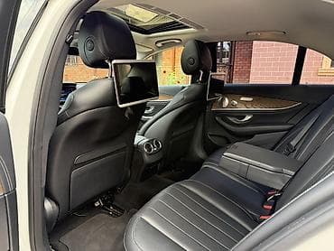 Mercedes-Benz E-Class: 2017 г., 2 л, Автомат, Бензин, Седан — 10