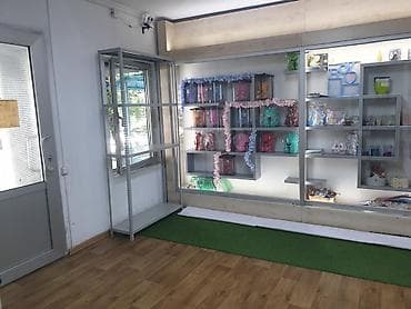 open space: Сдаётся коммерческое помещение общей площадью 71,95 м² на первой линии — 3