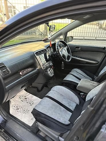 Унаа сатуу: Honda Stream: 2003 г., 1.7 л, Автомат, Бензин, Вэн/Минивэн — 4