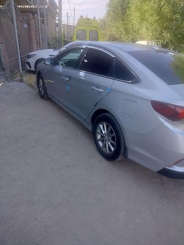 Hyundai Sonata: 2018 г., 2 л, Автомат, Седан — 1