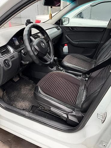 vaz lada: Skoda Rapid: 2014 г., Седан — 5