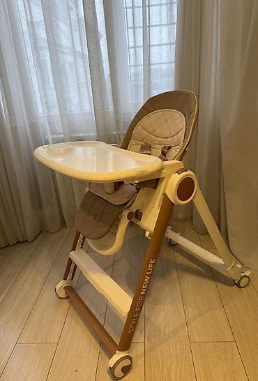 Балдар эмереги: Продаю стульчик для кормления Happy Baby Berny V2, в хорошем — 1