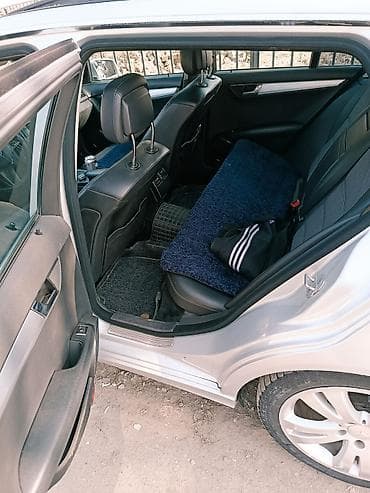 мерс сешка унверсал: Mercedes-Benz C-Class: 2009 г., 1.8 л, Автомат, Бензин, Универсал — 5