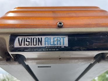 свет для видео: Проблесковый маяк на крышу автомобиля Vision Alert (Made in the UK) - — 3