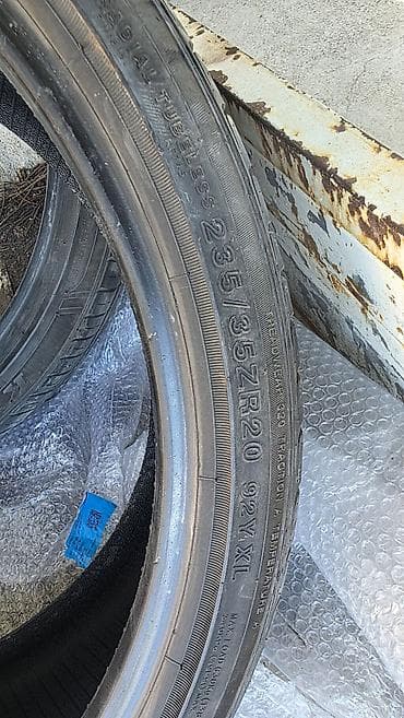 Транспорт: Пара летней резины 235-35-20 (235/35/20) R20привозныев хорошем — 3