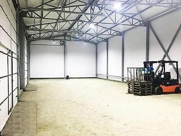Сдаю Склад. 100 м² и 200 м² Район рынка Сары-Озон. Круглосуточная — 1