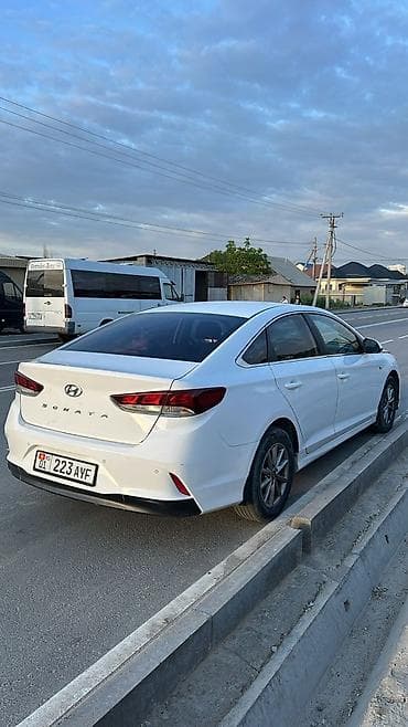 киа спортейдж 2017: Hyundai Sonata: 2019 г. — 1