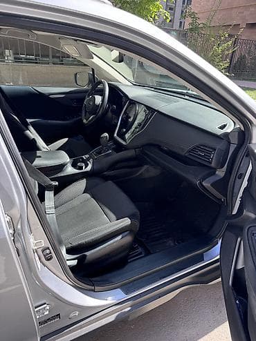 накладка на номер: Subaru Outback: 2019 г., 2.5 л, Вариатор, Бензин, Универсал — 8