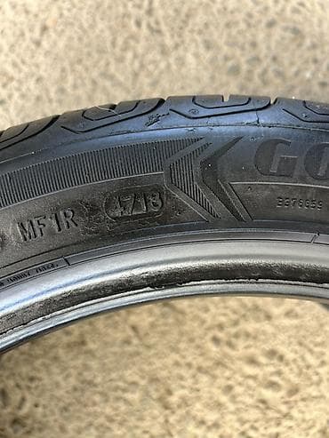 17: Пара летних шин Goodyear EfficientGrip Performance 2 - Размер: 215/45 — 5