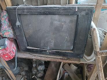ps 4: Телевизор LG с электронно-лучевой трубкой (CRT). - Диагональ экрана — 1
