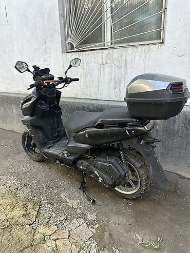 маленькие скутеры: Тип скутера Tank, 150 куб. см, Бензин, Б/у — 4