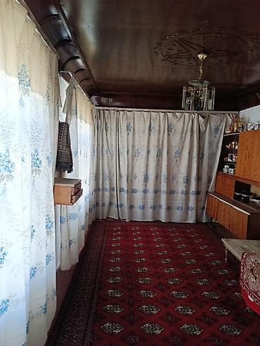 хата 2 комнатная: 50 м², 2 комнаты — 10