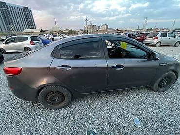 kia rio 2013: Kia Rio: 2015 г., 1.6 л, Механика, Бензин, Седан — 7