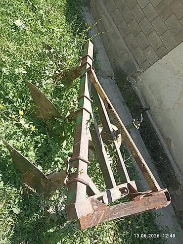 бак жигули: Модель: 82.1 экспортный, Б/у, 2003 г., Трактор с другими агрегатами — 7