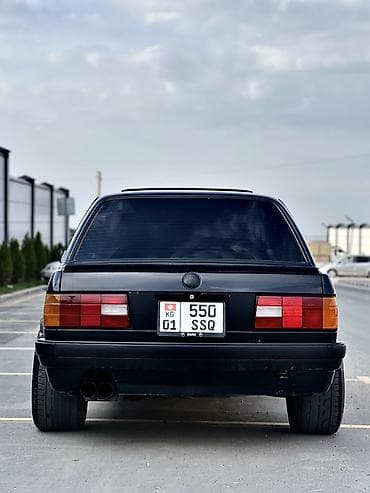 беха 525: BMW 3 series: 1988 г., 2.8 л, Автомат, Бензин, Седан — 3