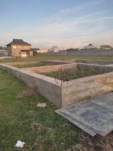 дом жм орок: 8 соток, Курулуш — 1