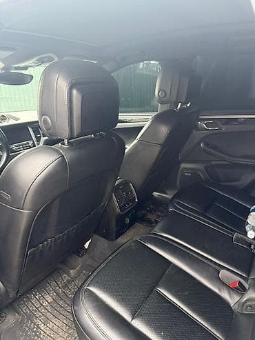 спада бампер: Porsche Macan Turbo: 2017 г., Кроссовер — 6