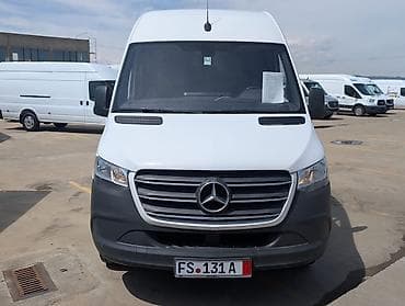 Транспорт: Жеңил жүк ташуучу унаа, Mercedes-Benz, Колдонулган — 1