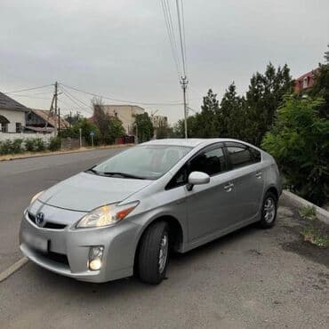 тоята авенсис: Toyota Prius: 2011 г., 1.8 л, Автоматические, Гибрид, Хэтчбэк — 2