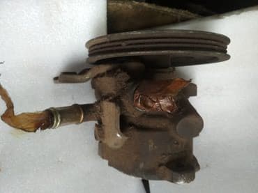 купить насос для повышения давления воды: Гидроусилитель Toyota 2000 г., Б/у, Оригинал, Япония — 1