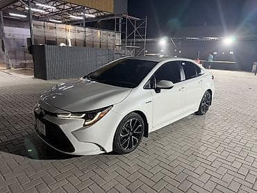 Транспорт: Toyota Corolla: 2020 г., 1.8 л, Гибрид, Седан — 5