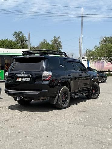 Toyota 4Runner: 2020 г., 4 л, Автомат, Газ, Внедорожник — 8