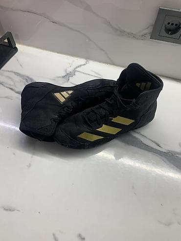 Мужская обувь: Борцовки Adidas Adizero черные с золотыми полосами. - Высокий силуэт — 10