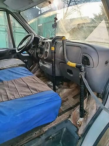 глушитель на бус: Ford Transit: 2002 г., 2.4 л, Ручные, Бус — 7