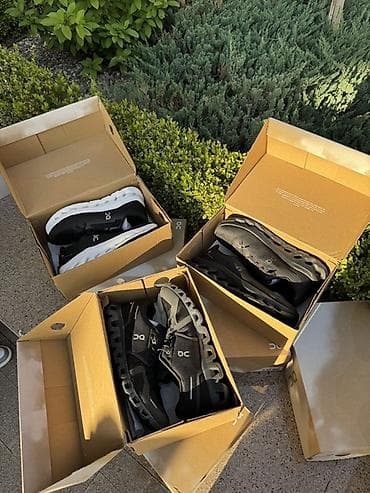 43: Мужские кроссовки, 41, 42, 43, Новый, цвет - Черный, Платная доставка — 1