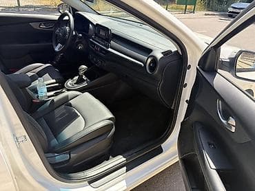Транспорт: Kia K3: 2019 г., 1.6 л, Вариатор, Бензин, Седан — 9