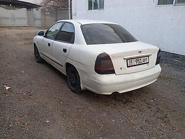 даеву нубира: Daewoo Nubira: 2001 г., 1.5 л, Механика, Бензин, Седан — 4