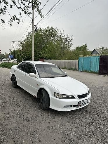 daf tandem: Honda Torneo: 1998 г., Бензин, Седан — 2