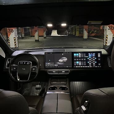 byd e9: Lixiang L8: 2023 г., 1.5 л, Гибрид, Внедорожник — 5