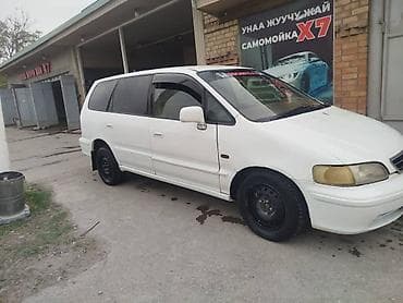 лобовое одиссей: Honda Odyssey: 1998 г., 2.3 л, Автомат, Бензин, Минивэн — 3