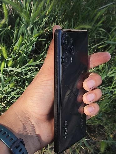xiaomi poco f7: Poco F5, Б/у, 256 ГБ, цвет - Черный, 2 SIM — 10