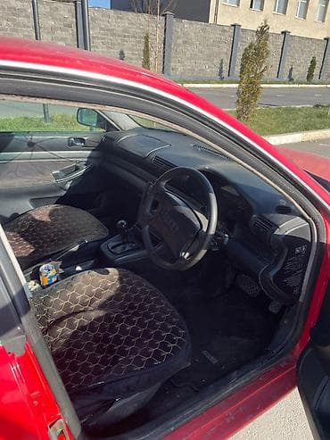 Audi A4: 1996 г., 1.8 л, Автомат, Седан — 4
