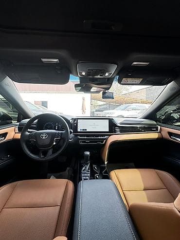 панель камри 30: Toyota Camry: 2024 г., Гибрид, Седан — 6