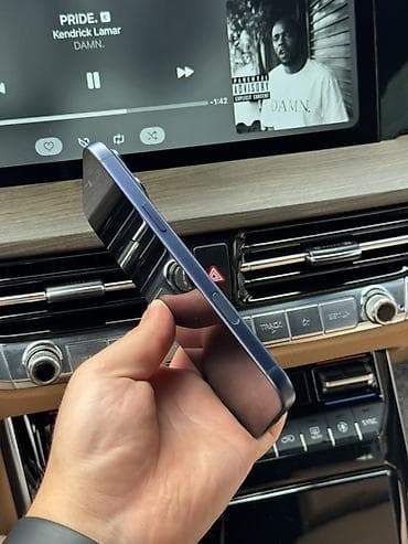 чехол ipad pro: IPhone 17 Pro Max, Б/у, 256 ГБ, Синий, Защитное стекло, Чехол, Кабель, В рассрочку, 100 % — 5
