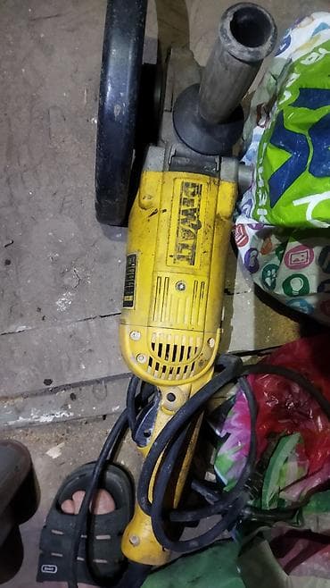 Угловая шлифмашина (болгарка) DeWALT D28490-LIRU TYPE 05 - Мощность