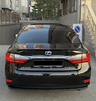 infinity fx35: Lexus ES: 2017 г., 2.5 л, Вариатор, Гибрид, Седан — 4