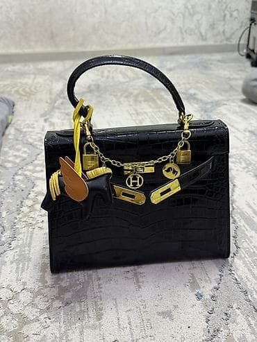 барсетка trapstar: Классическая сумка, Материал: Искусственная кожа, Жёсткая конструкция, Женские — 1