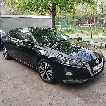 Nissan Altima: 2021 г., 2 л, Вариатор, Бензин, Седан