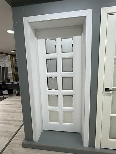 Межкомнатная дверь с остеклением - Материал полотна: окрашенное