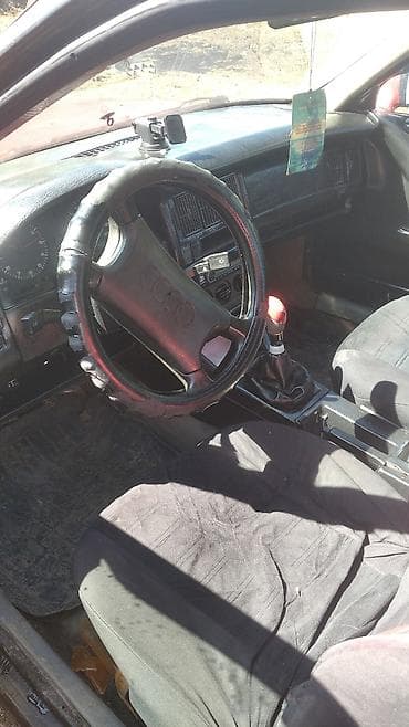Audi: Audi 80: 1986 г., 1.8 л, Ручные, Газ, Седан — 2