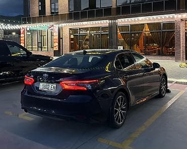 ровер 75: Toyota Camry: 2021 г., 2.5 л, Вариатор, Гибрид, Седан — 6