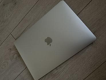 MacBook Air 13" (Retina, 2020) - Дисплей: 13.3" Retina, 2560×1600 -
