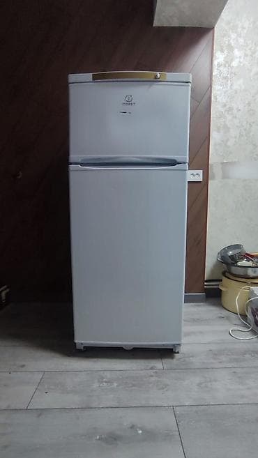 Холодильник Indesit, Двухкамерный